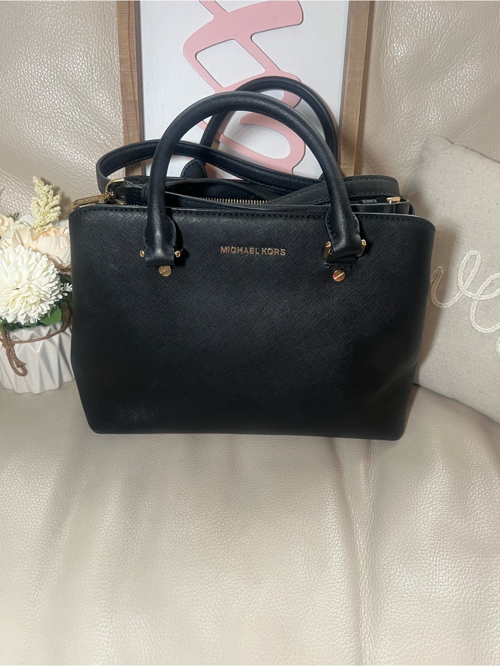 MICHAEL KORS Black Leather Savannah Saffiano Leather Satchel with Gold Hardware